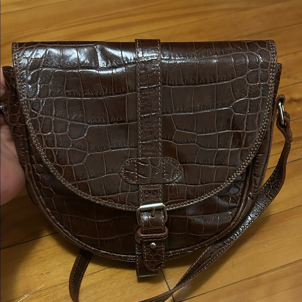 3/30$ Vintage Brown Crocodile-Embossed Leather Bag